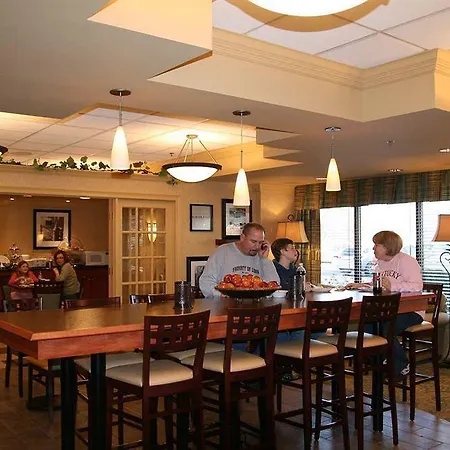 Hampton Inn Mount Vernon 