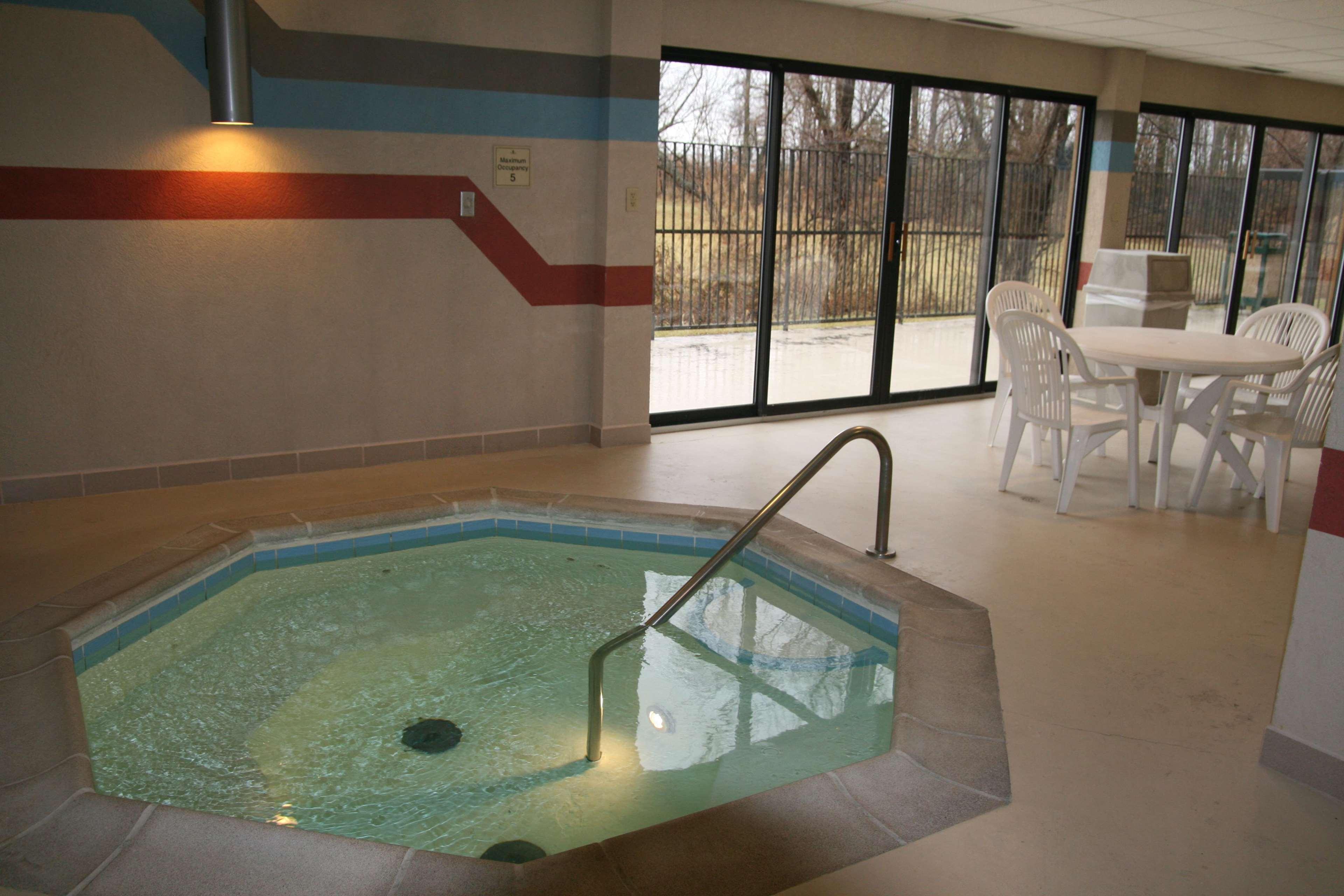 Hotel Hampton 2*