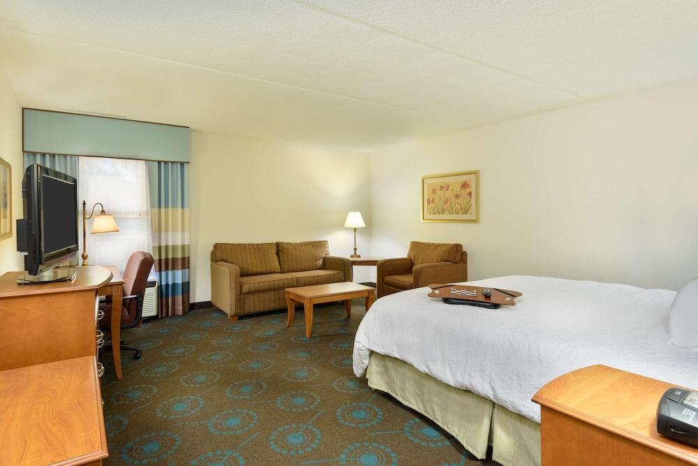 Hampton Hotel