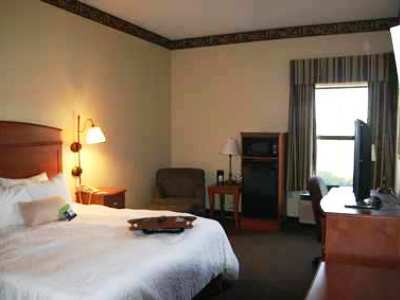 Hotel Hampton 2*